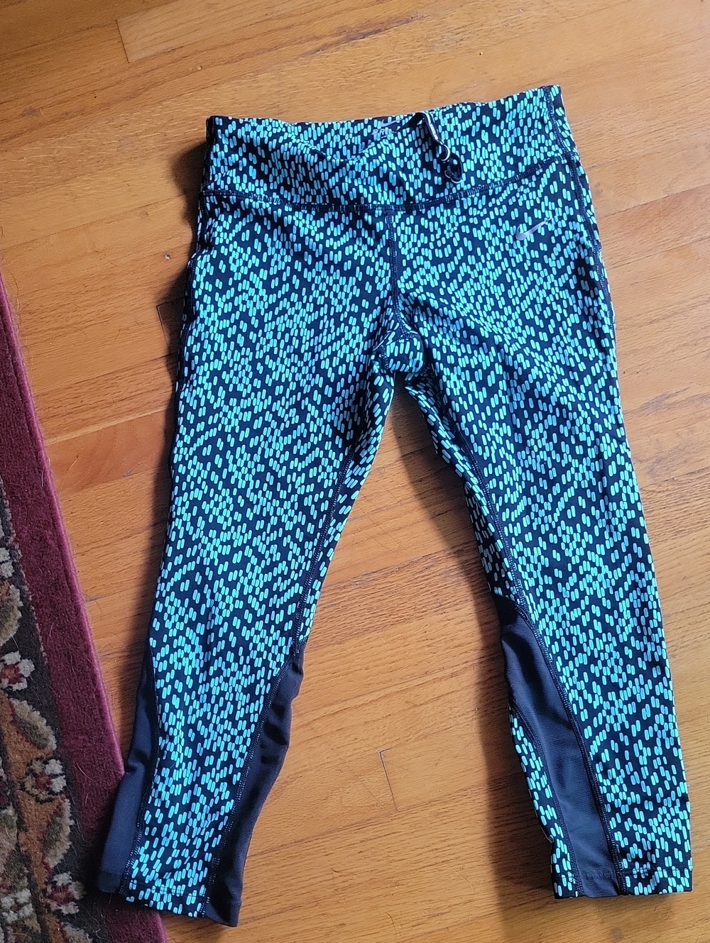 Nike Crop Leggings
